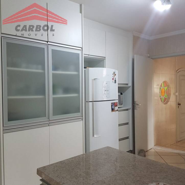 Casa à venda com 3 quartos, 204m² - Foto 20