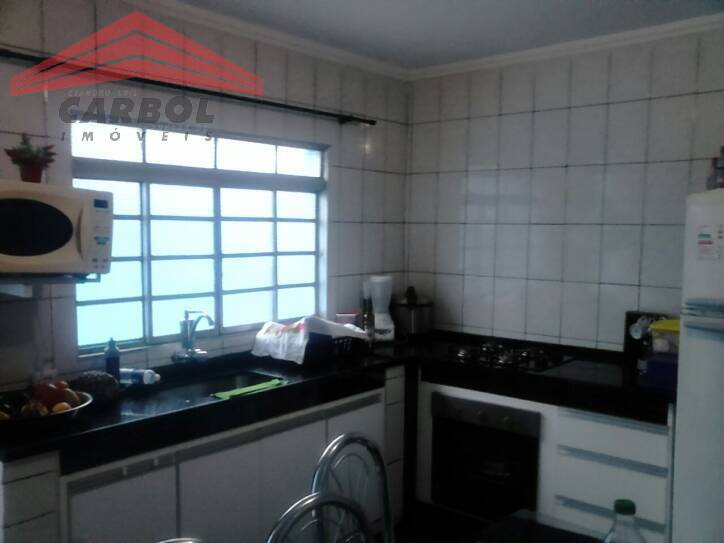 Casa para alugar com 3 quartos, 142m² - Foto 2