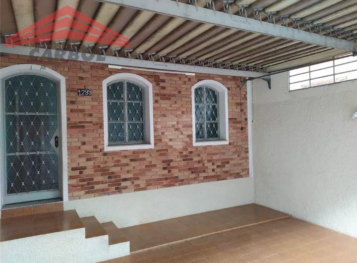 Casa para alugar com 3 quartos, 131m² - Foto 2