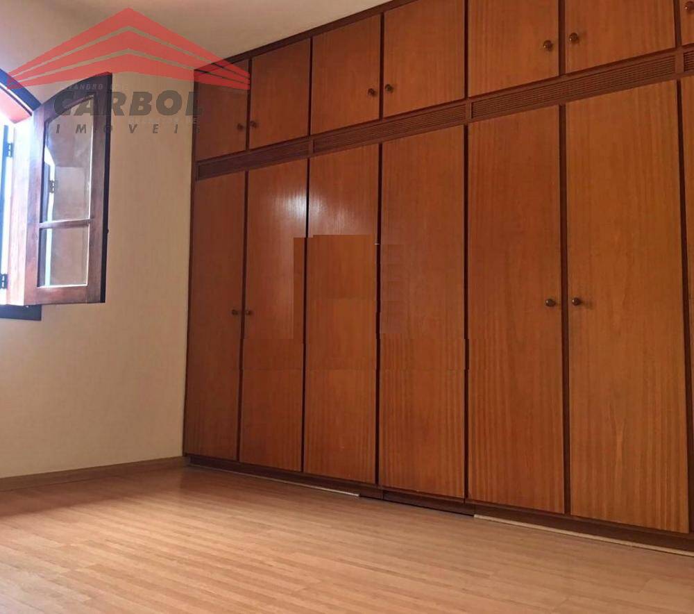 Casa para alugar com 3 quartos, 131m² - Foto 12