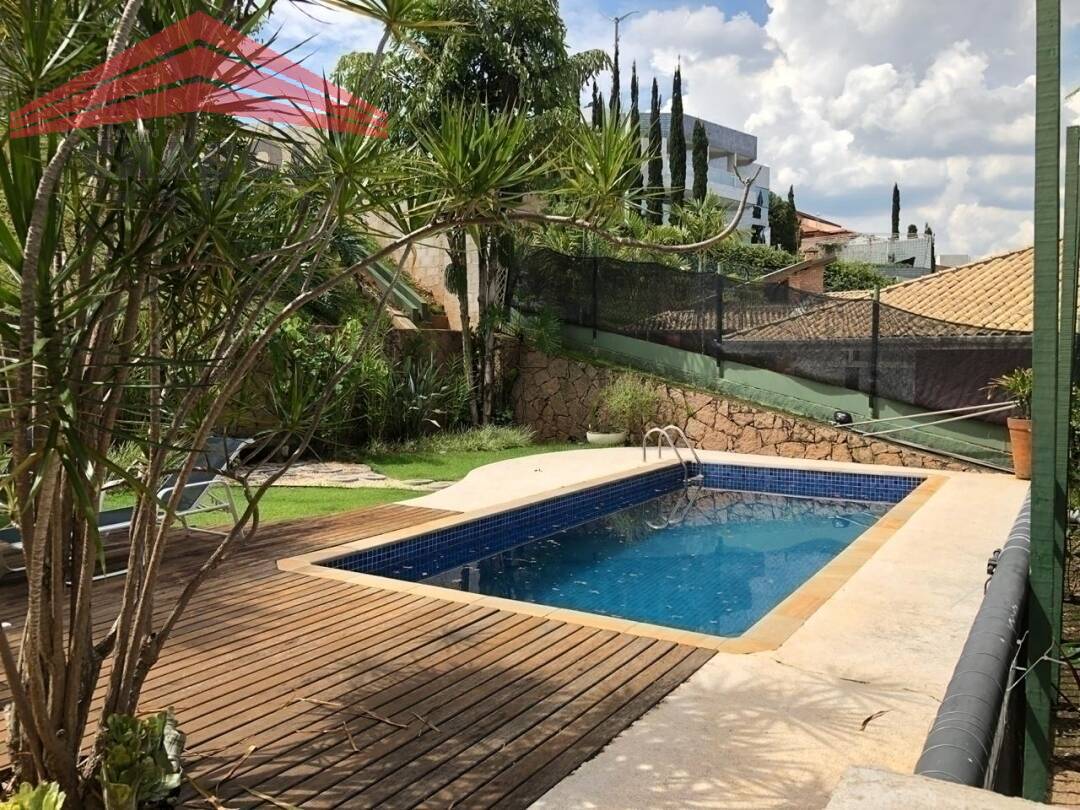 Casa de Condomínio à venda com 5 quartos, 613m² - Foto 3