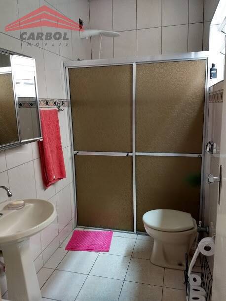 Casa à venda com 3 quartos, 200m² - Foto 14