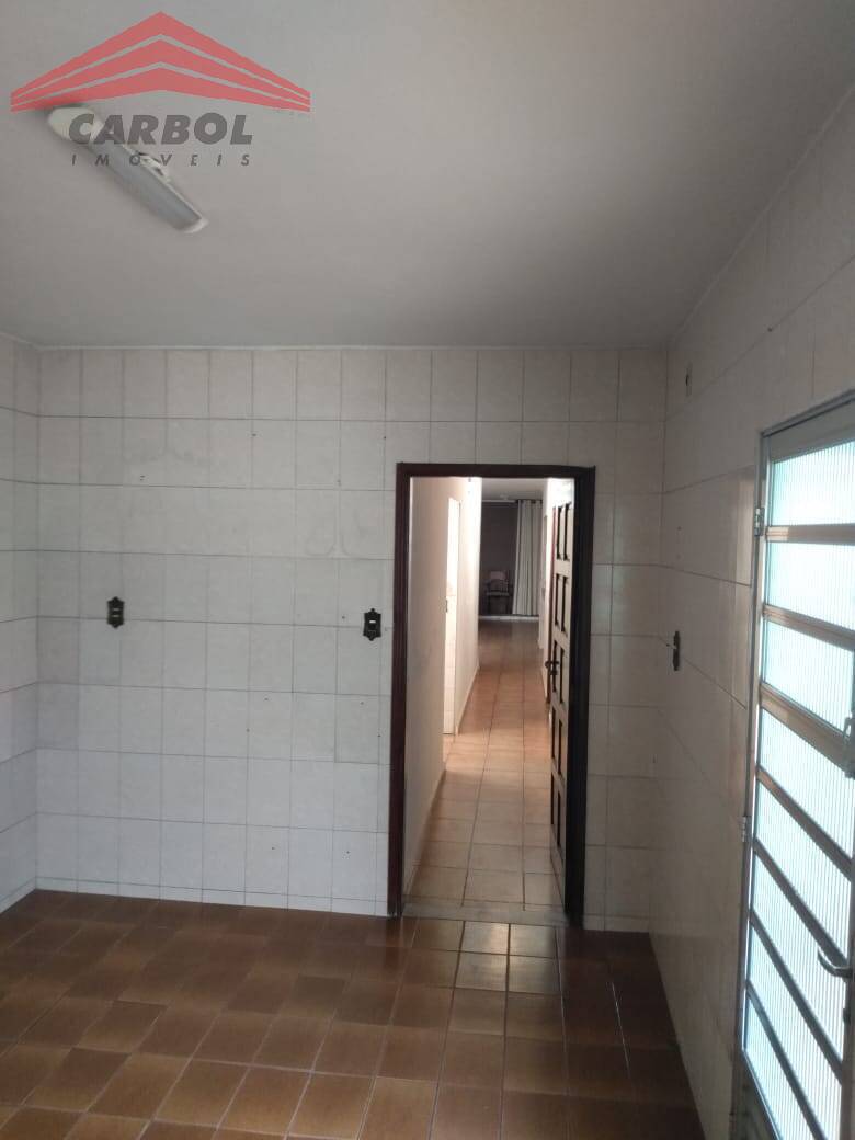 Casa à venda com 2 quartos, 303m² - Foto 19