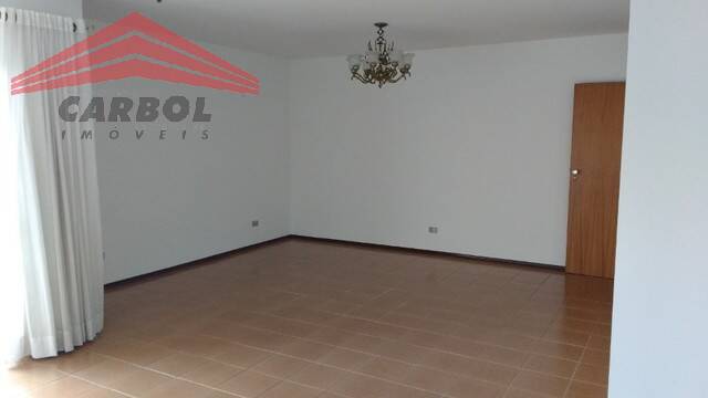 Apartamento à venda com 3 quartos, 184m² - Foto 2