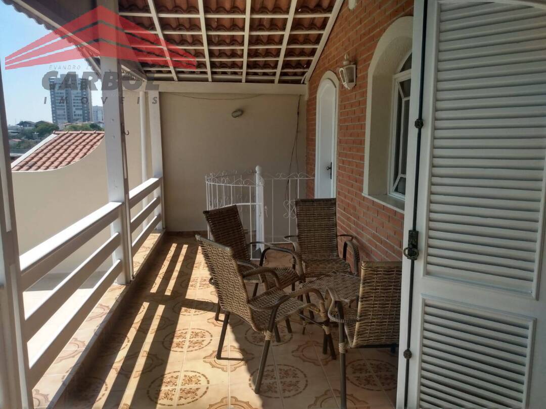 Casa à venda com 3 quartos, 171m² - Foto 3