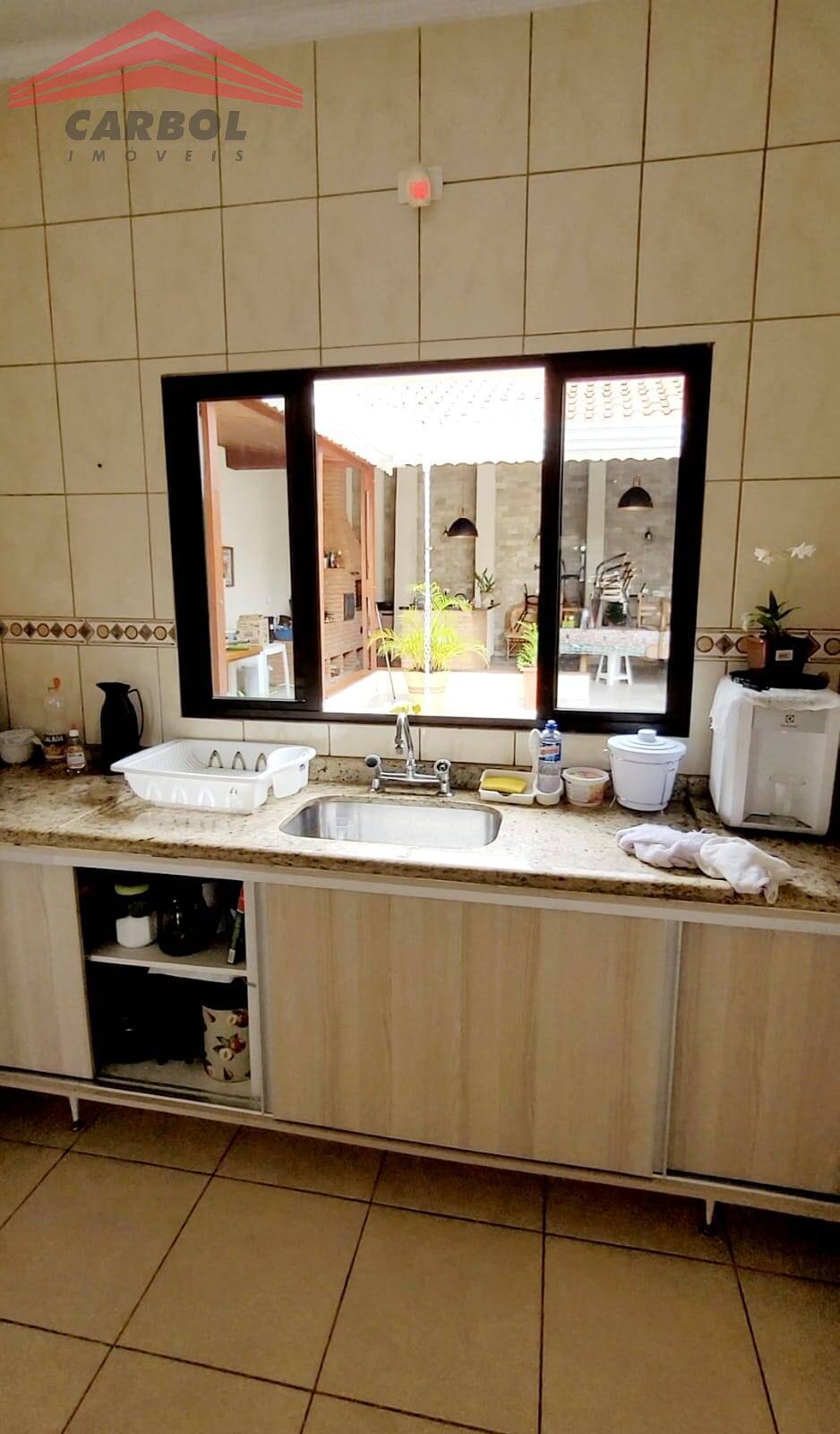 Casa à venda com 3 quartos, 246m² - Foto 18