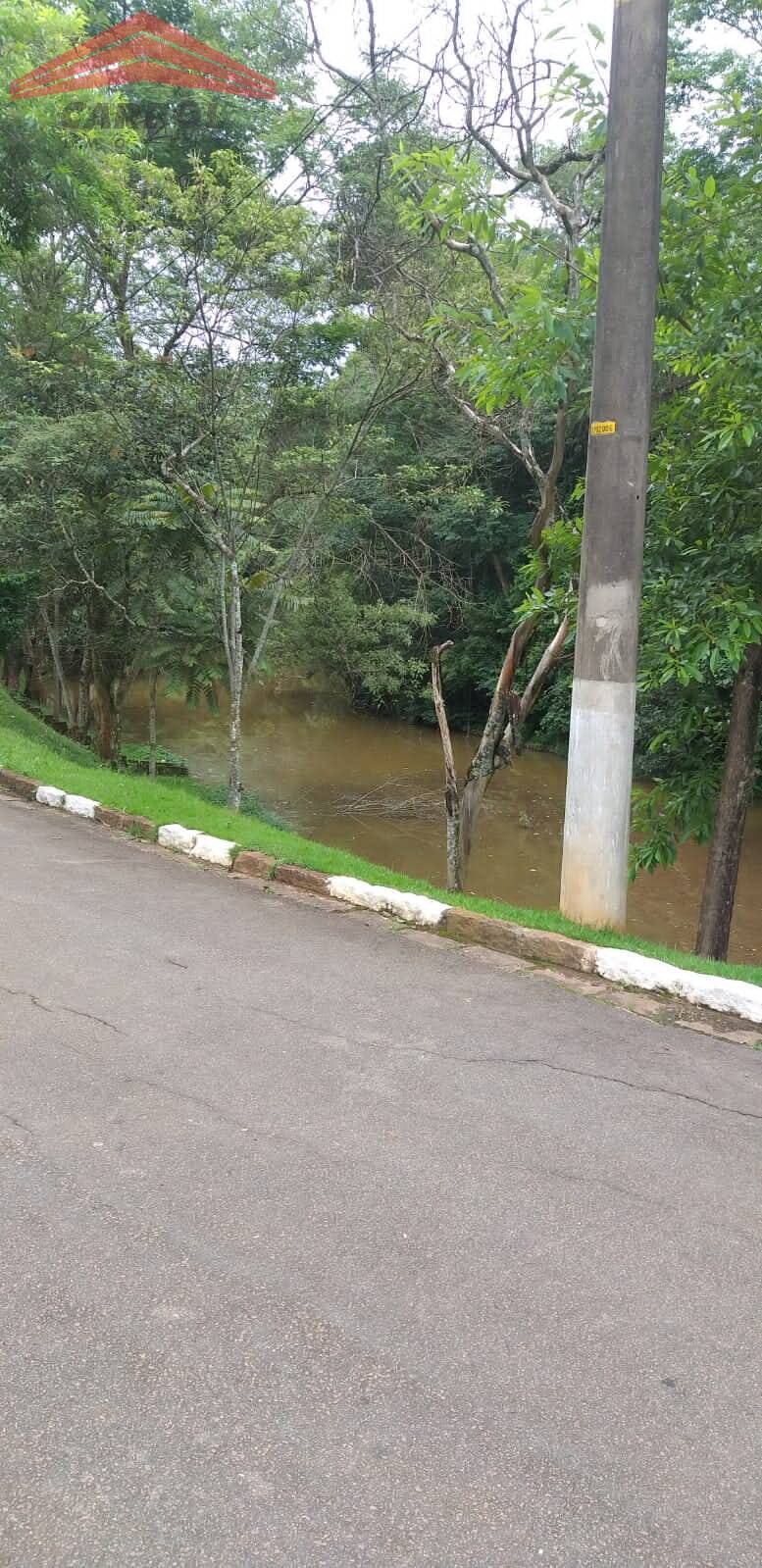 Casa de Condomínio à venda com 4 quartos, 550m² - Foto 6