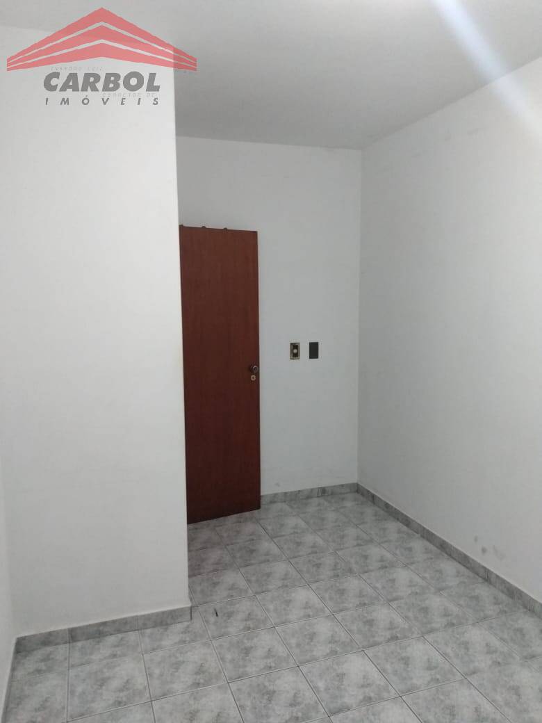 Casa à venda com 4 quartos, 226m² - Foto 11