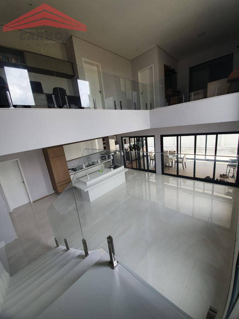 Casa à venda com 3 quartos, 308m² - Foto 11