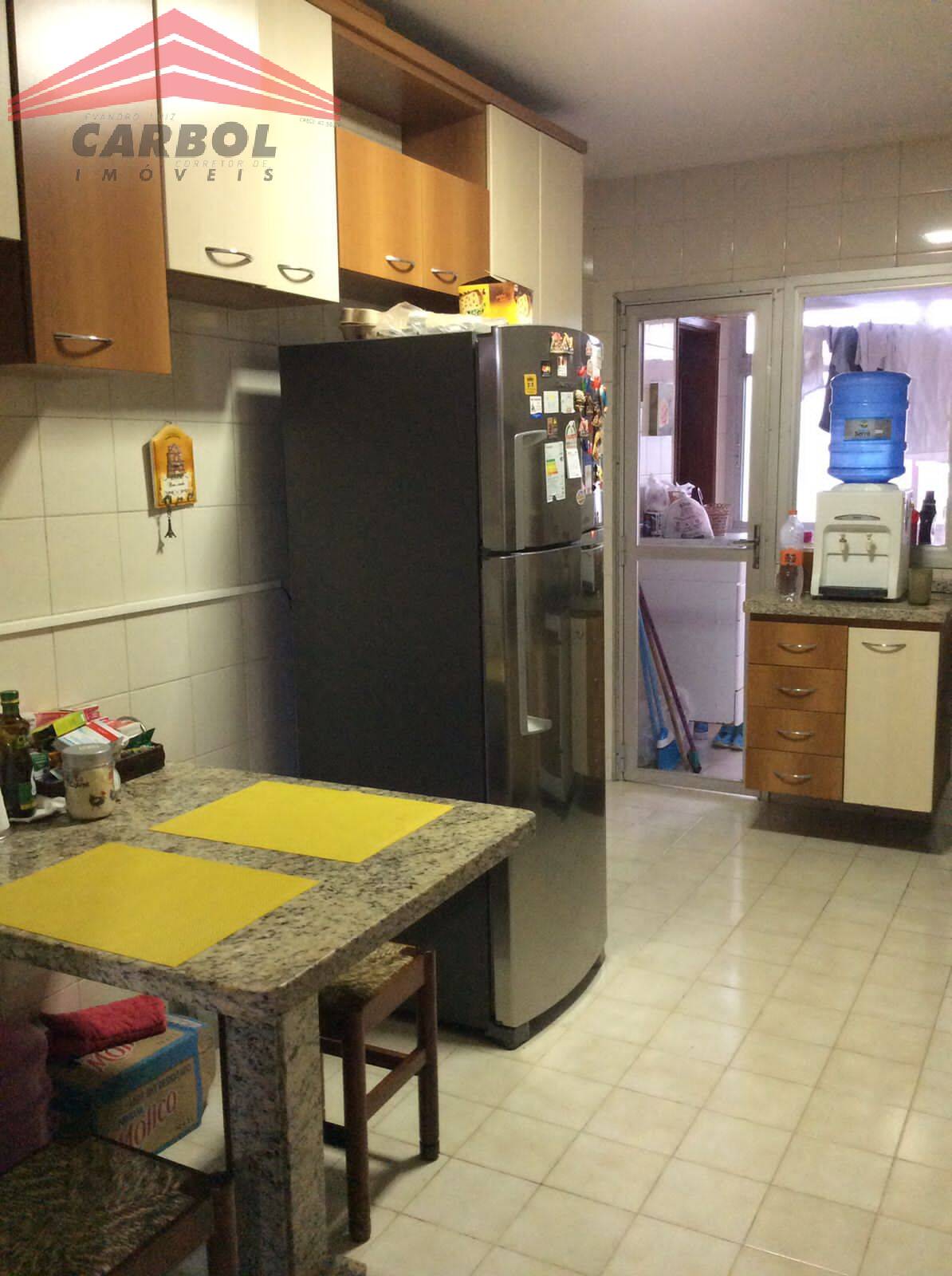 Apartamento à venda com 2 quartos, 81m² - Foto 3