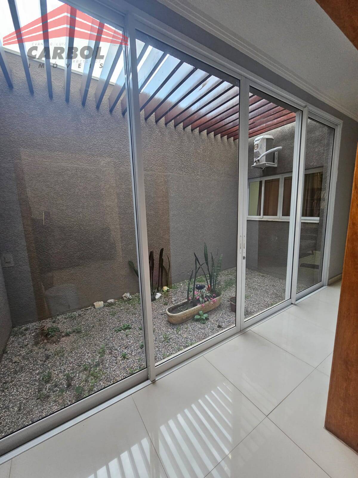 Casa à venda com 3 quartos, 389m² - Foto 21