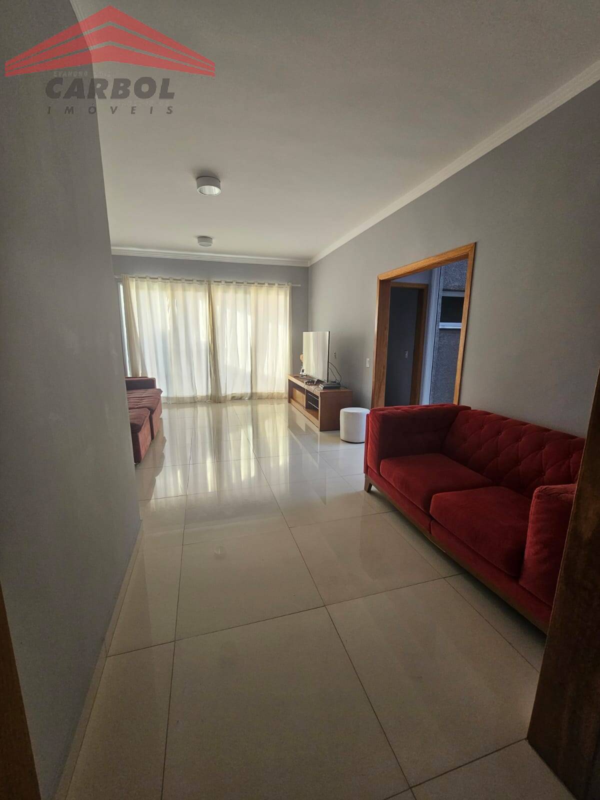 Casa à venda com 3 quartos, 389m² - Foto 2