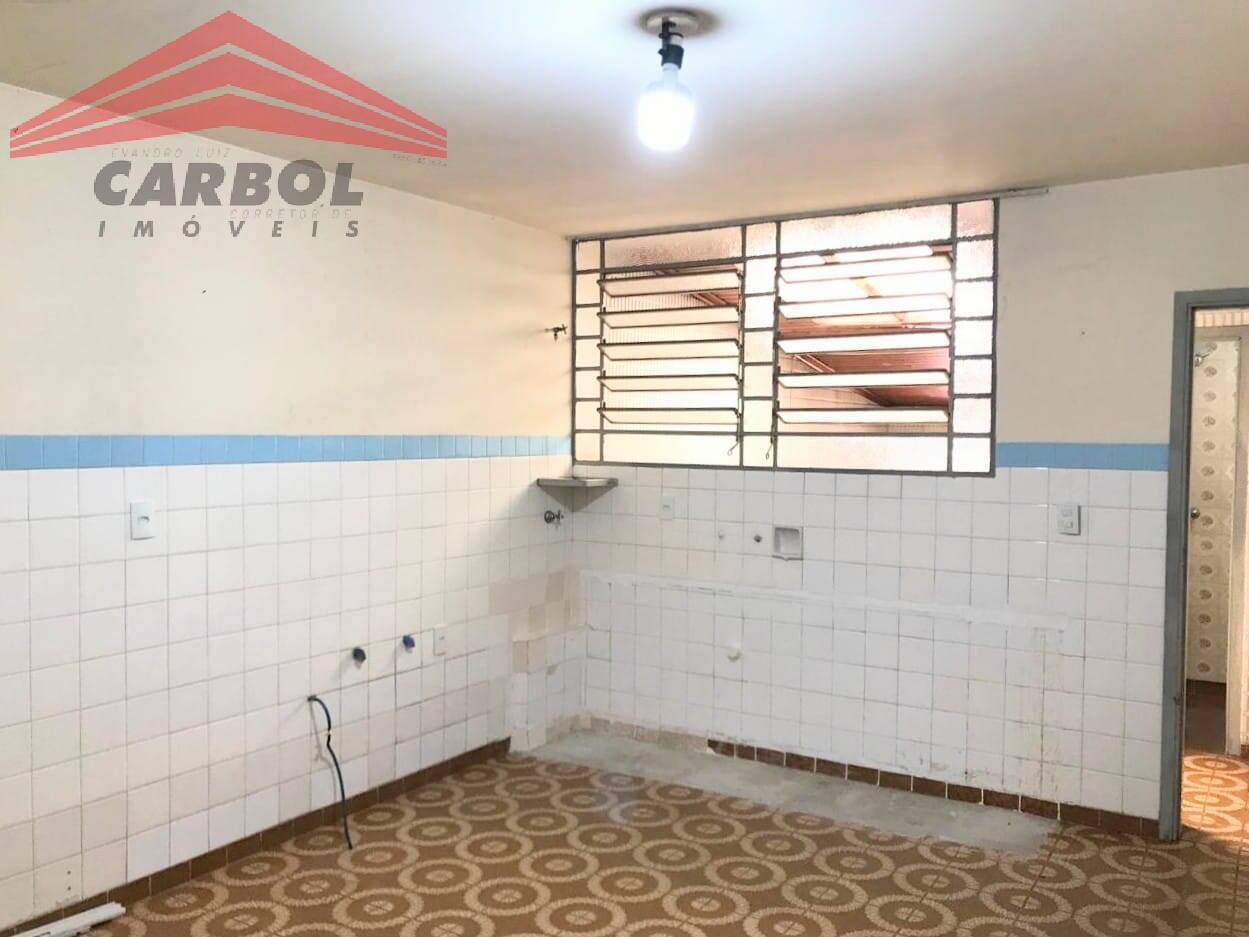 Casa para alugar com 3 quartos, 184m² - Foto 12