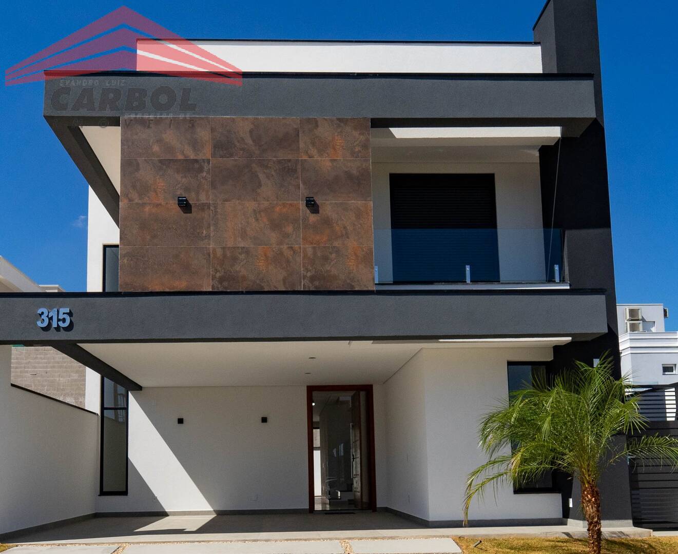 Casa de Condomínio à venda com 3 quartos, 215m² - Foto 1