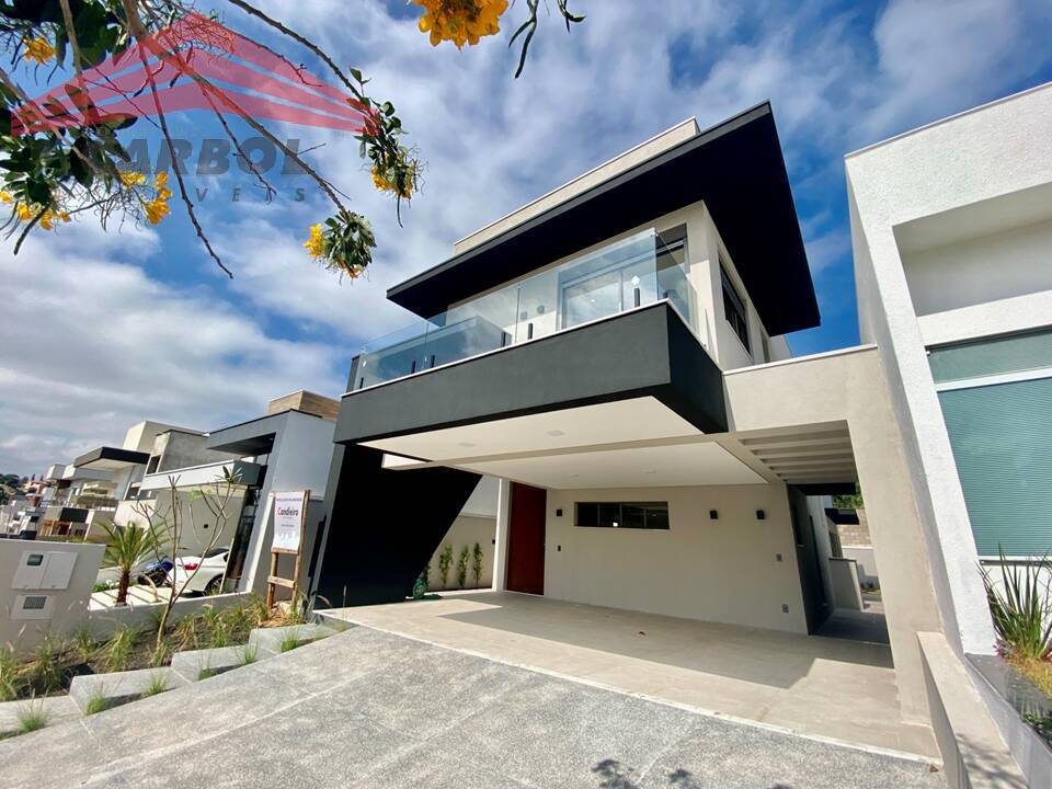 Casa de Condomínio à venda com 3 quartos, 238m² - Foto 1