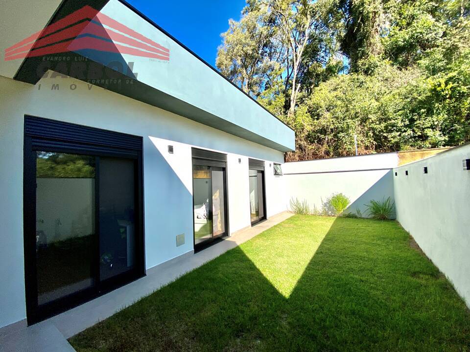 Casa de Condomínio à venda com 3 quartos, 136m² - Foto 2