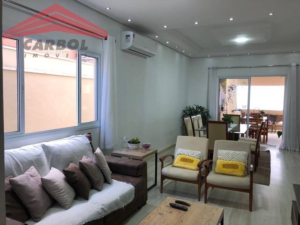 Casa de Condomínio à venda com 4 quartos, 220m² - Foto 1