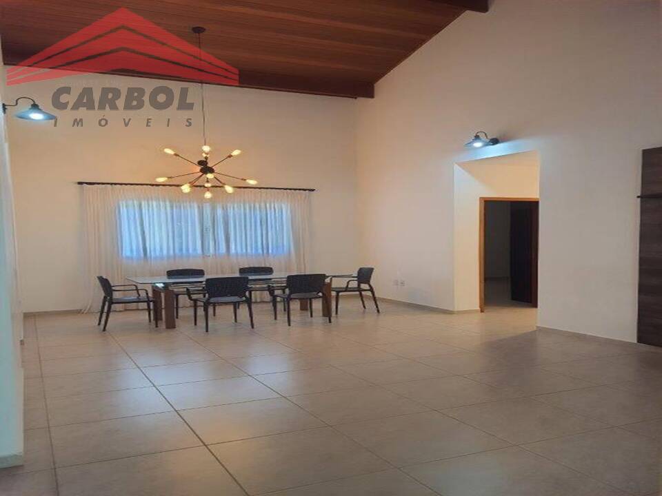 Casa de Condomínio à venda com 4 quartos, 282m² - Foto 1