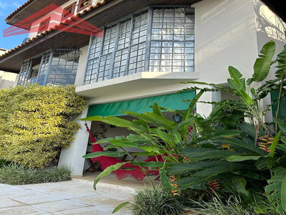 Casa de Condomínio à venda com 3 quartos, 475m² - Foto 1