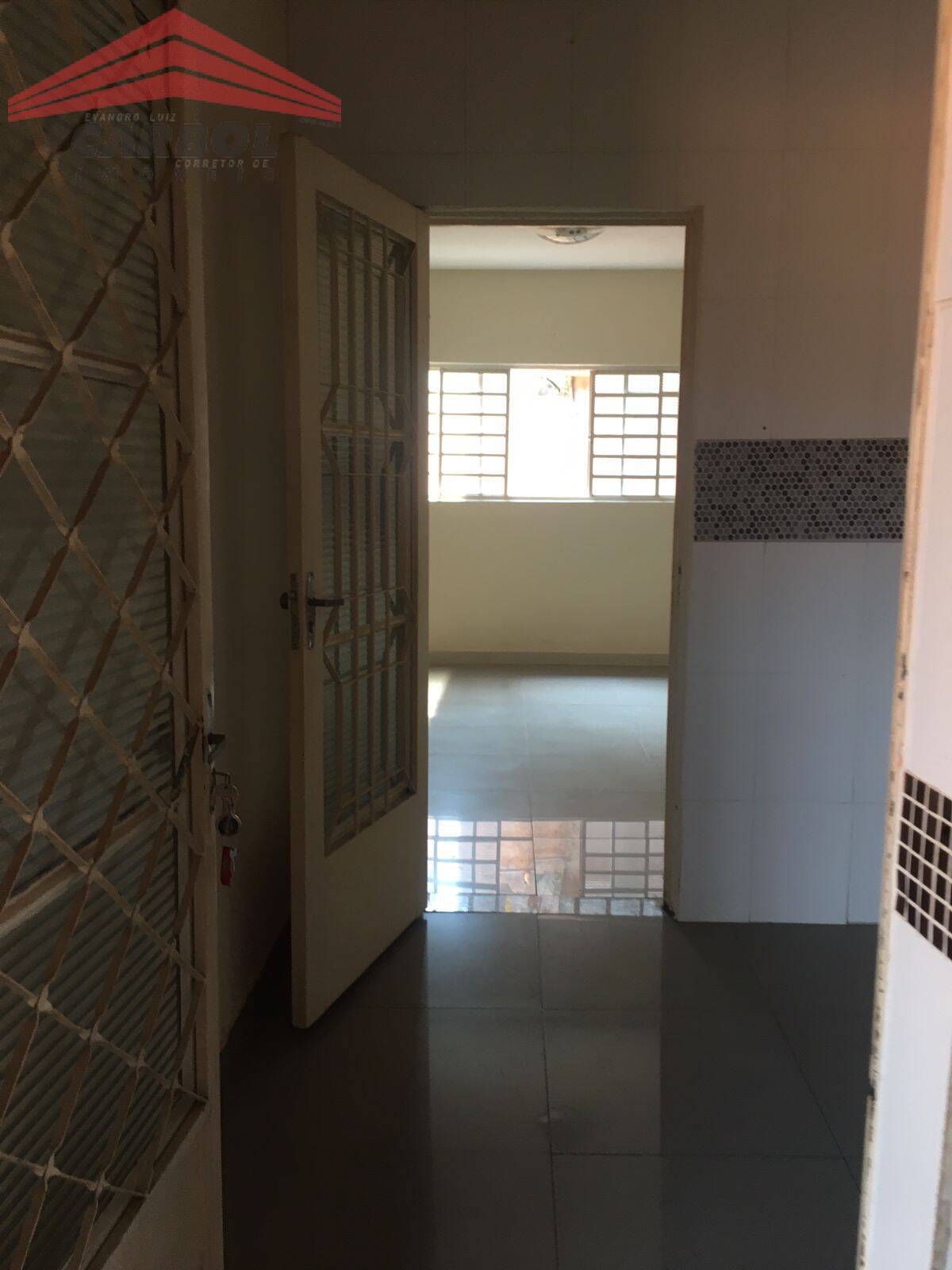 Casa à venda com 3 quartos, 266m² - Foto 20