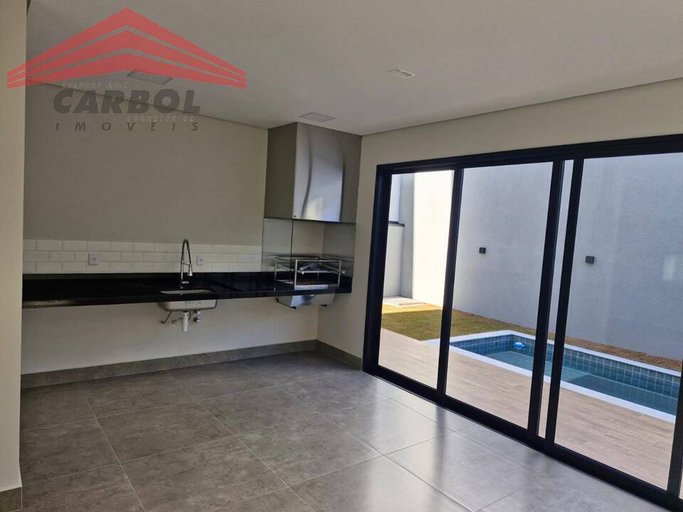 Casa de Condomínio à venda com 3 quartos, 241m² - Foto 4