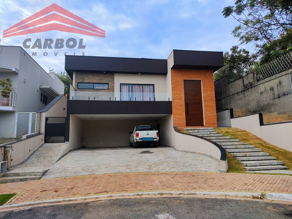 Casa de Condomínio à venda e aluguel com 3 quartos, 244m² - Foto 1