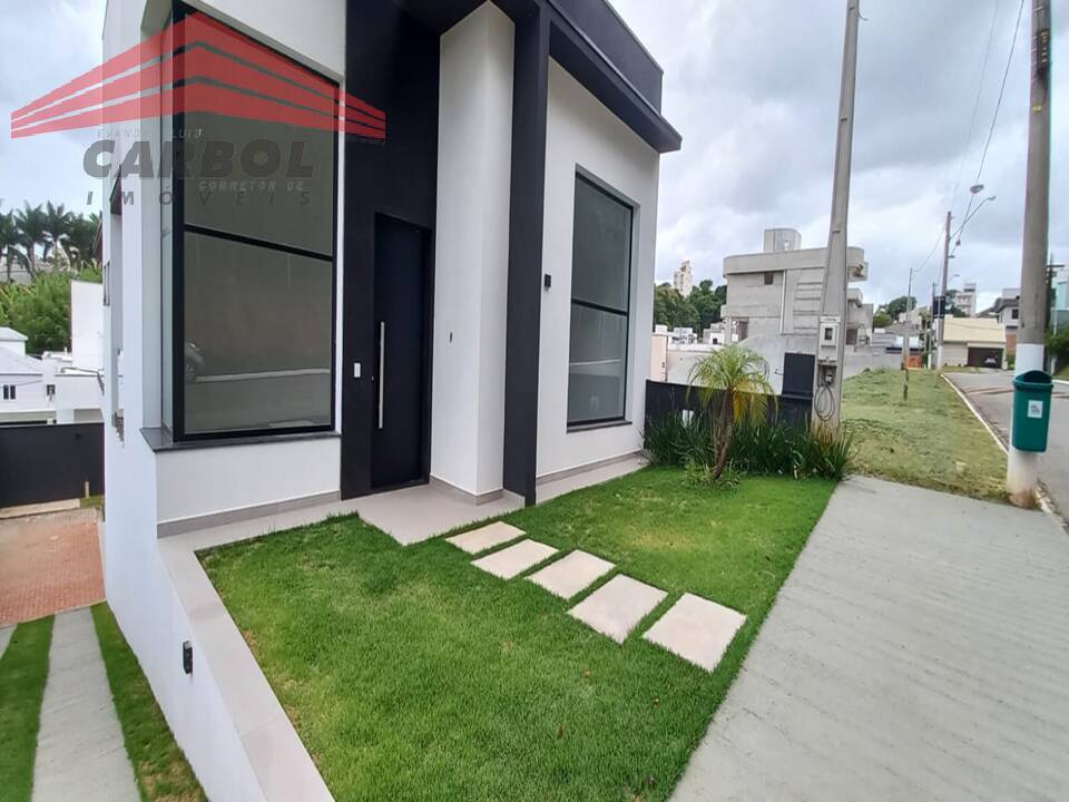 Casa de Condomínio à venda com 3 quartos, 208m² - Foto 1