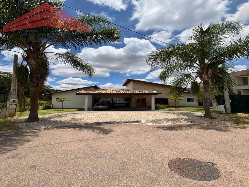 Casa de Condomínio à venda com 3 quartos, 280m² - Foto 1