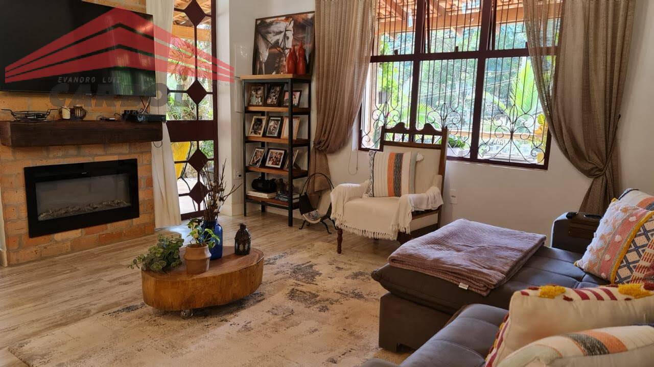 Fazenda à venda com 2 quartos, 150m² - Foto 9