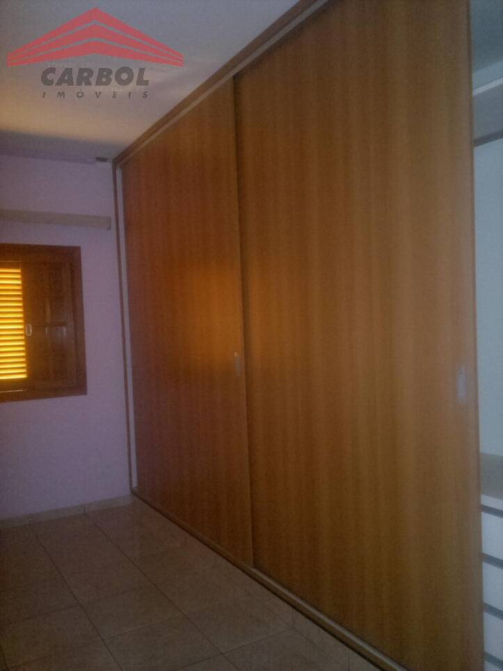 Casa à venda com 3 quartos, 234m² - Foto 7