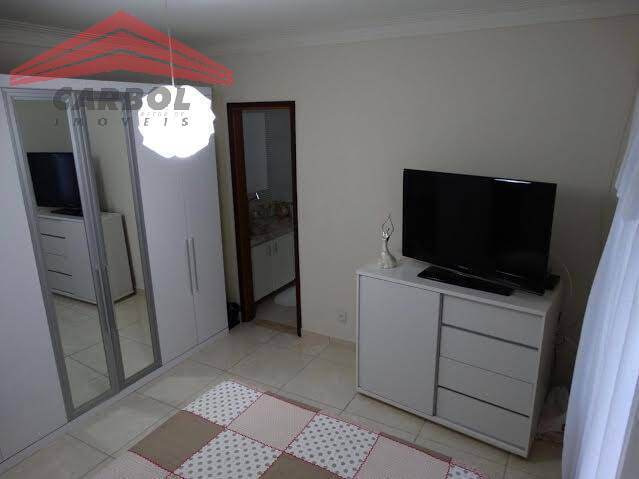 Casa à venda com 5 quartos, 207m² - Foto 15