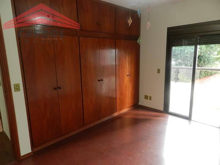 Apartamento à venda com 3 quartos, 216m² - Foto 7