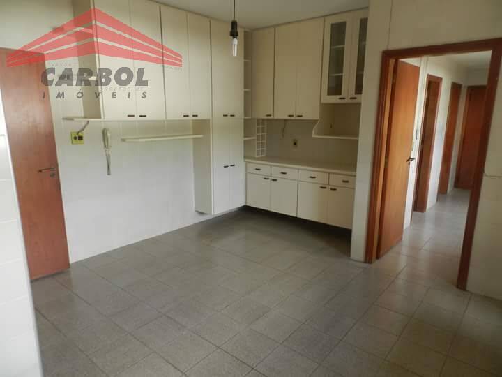 Apartamento à venda com 3 quartos, 216m² - Foto 14